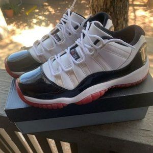 6.5Y - Jordan 11 Retro Low Concord Breds
